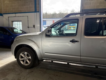 Used Nissan Navara 2012 for sale - 77658146: Photo