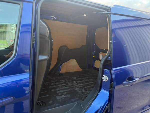 Used Ford Transit Connect 2015 for sale - 76215430: Photo 16