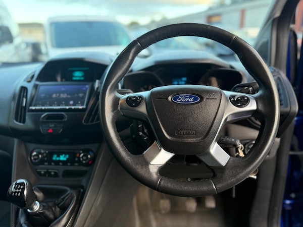 Used Ford Transit Connect 2015 for sale - 76215430: Photo 17