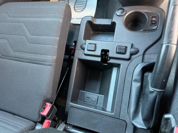Used Ford Transit Connect 2015 for sale - 76215430: Photo 24