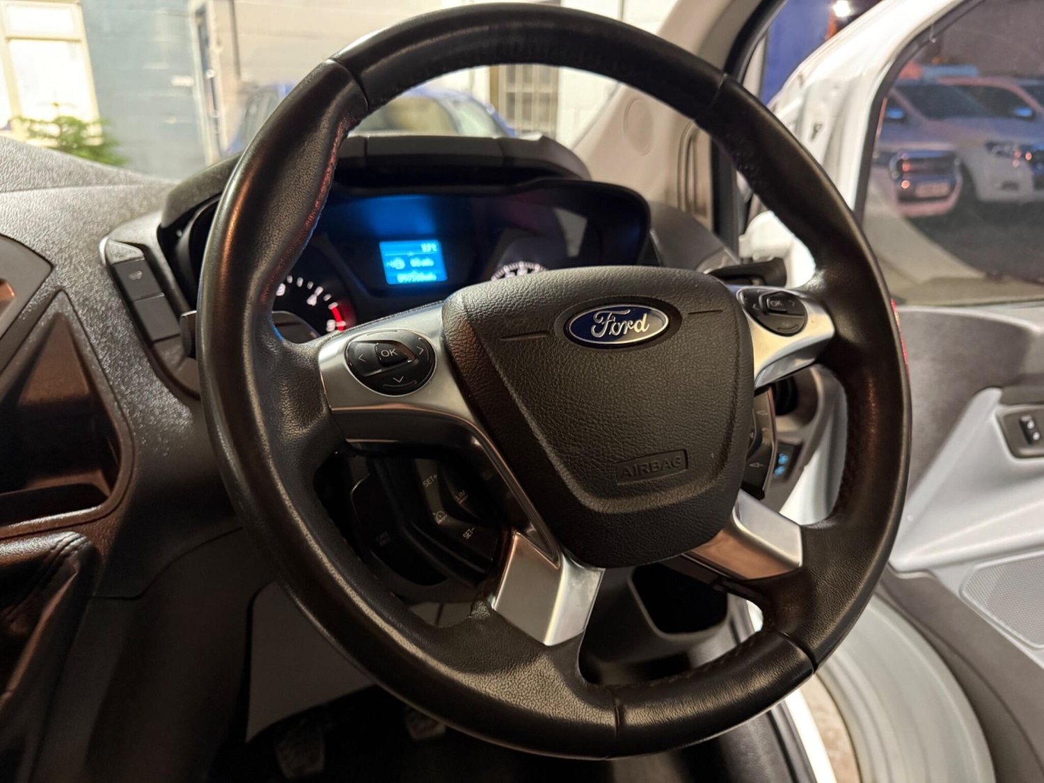 Used Ford Transit Custom 2014 for sale - 77658009: Photo 24