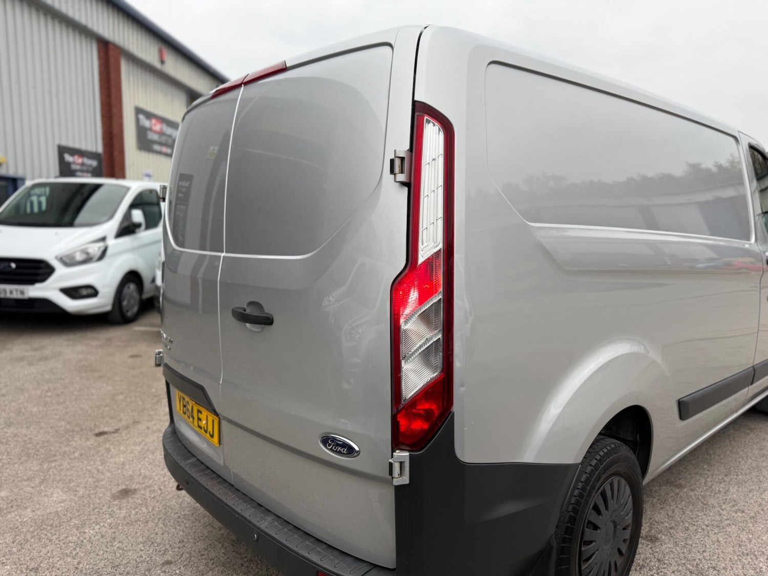 Used Ford Transit Custom 2014 for sale - 76307284: Photo 25
