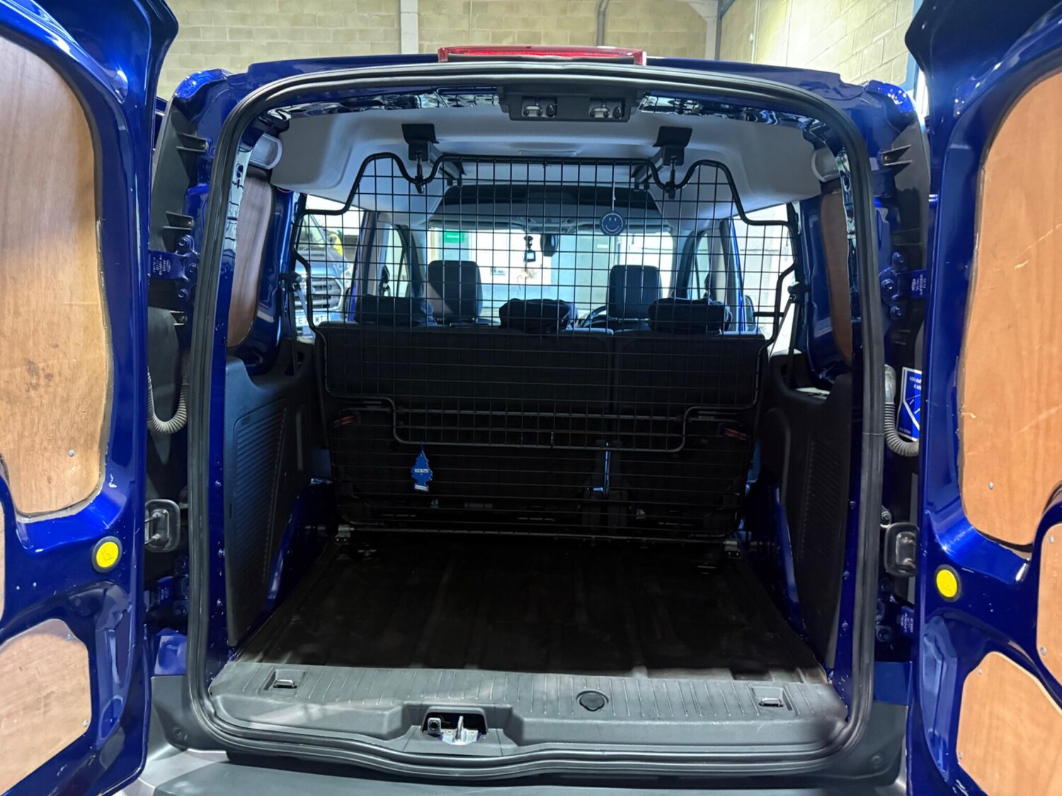 Used Ford Transit Connect 2017 for sale - 78204294: Photo 16