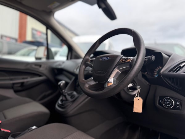 Used Ford Transit Connect 2016 for sale - 76226258: Photo 17