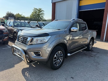 Used Nissan Navara 2017 for sale - 79158122: Photo