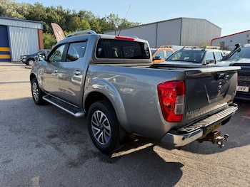 Used Nissan Navara 2017 for sale - 79158122: Photo