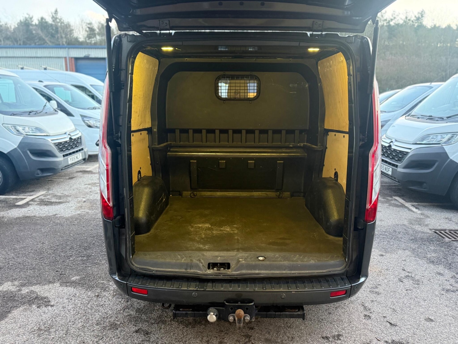 Used Ford Transit Custom 2015 for sale - 77131787: Photo 16