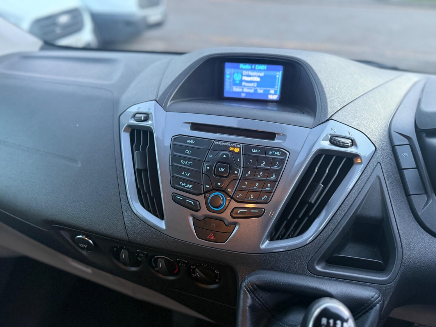 Used Ford Transit Custom 2015 for sale - 77131787: Photo 27