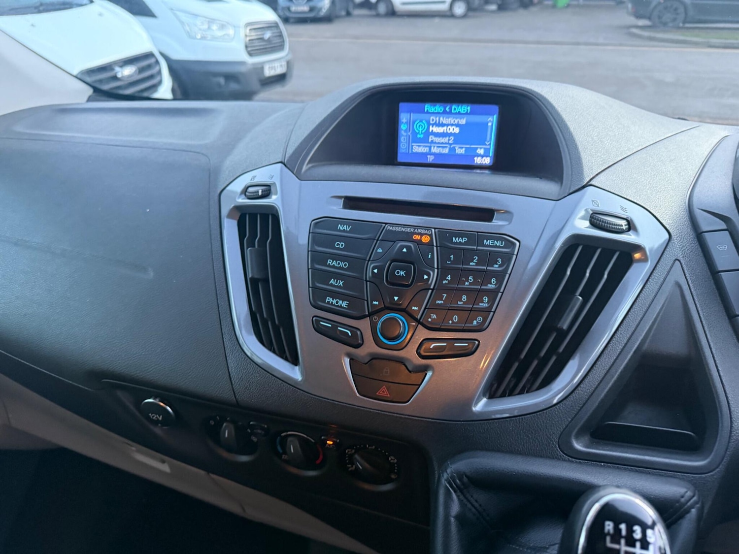 Used Ford Transit Custom 2015 for sale - 77131787: Photo 28