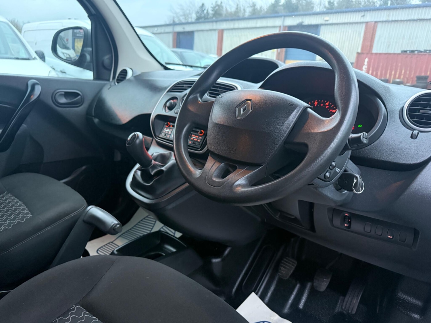 Used Renault Kangoo 2015 for sale - 77040577: Photo 15
