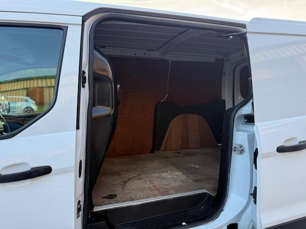 Used Ford Transit Connect 2015 for sale - 76247549: Photo 16
