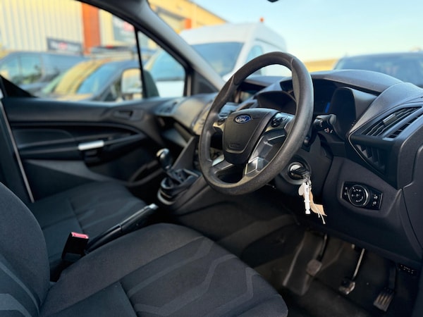 Used Ford Transit Connect 2015 for sale - 76247549: Photo 18