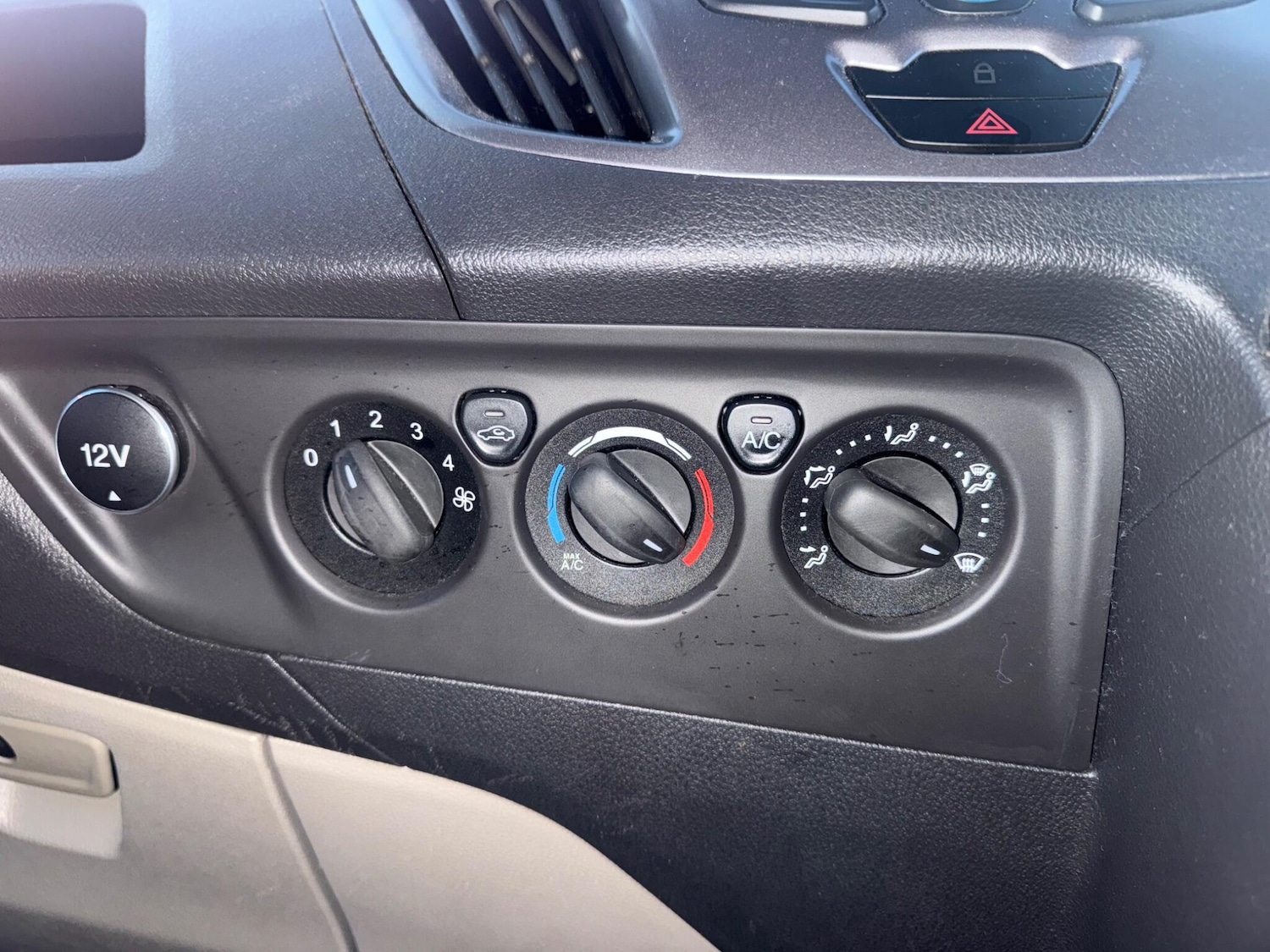 Used Ford Transit Custom 2014 for sale - 76899307: Photo 24