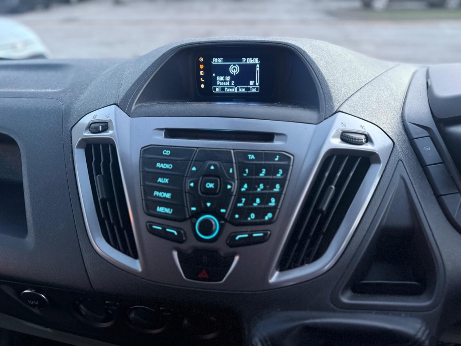 Used Ford Transit Custom 2014 for sale - 76899307: Photo 26