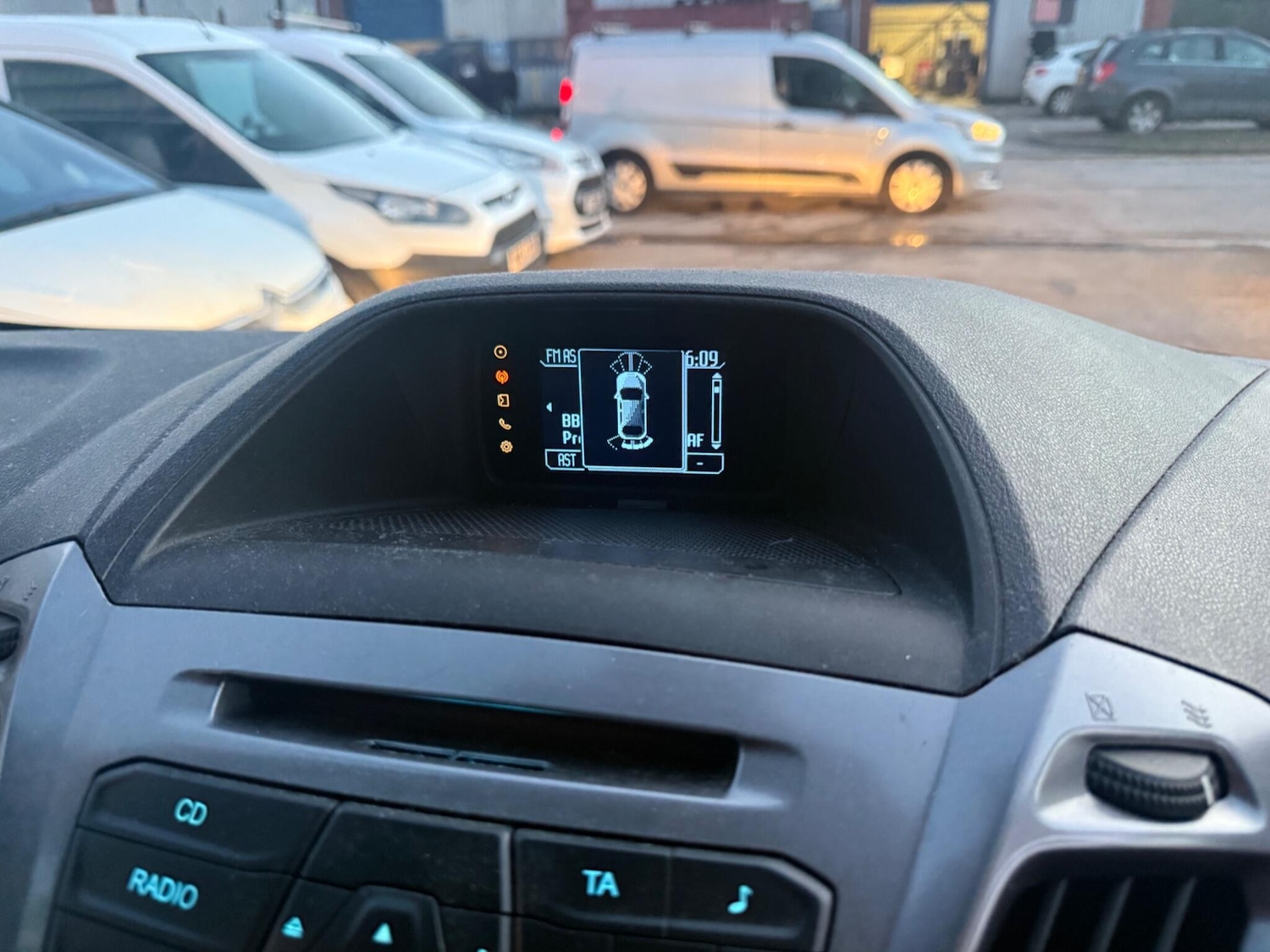 Used Ford Transit Custom 2014 for sale - 76899307: Photo 30