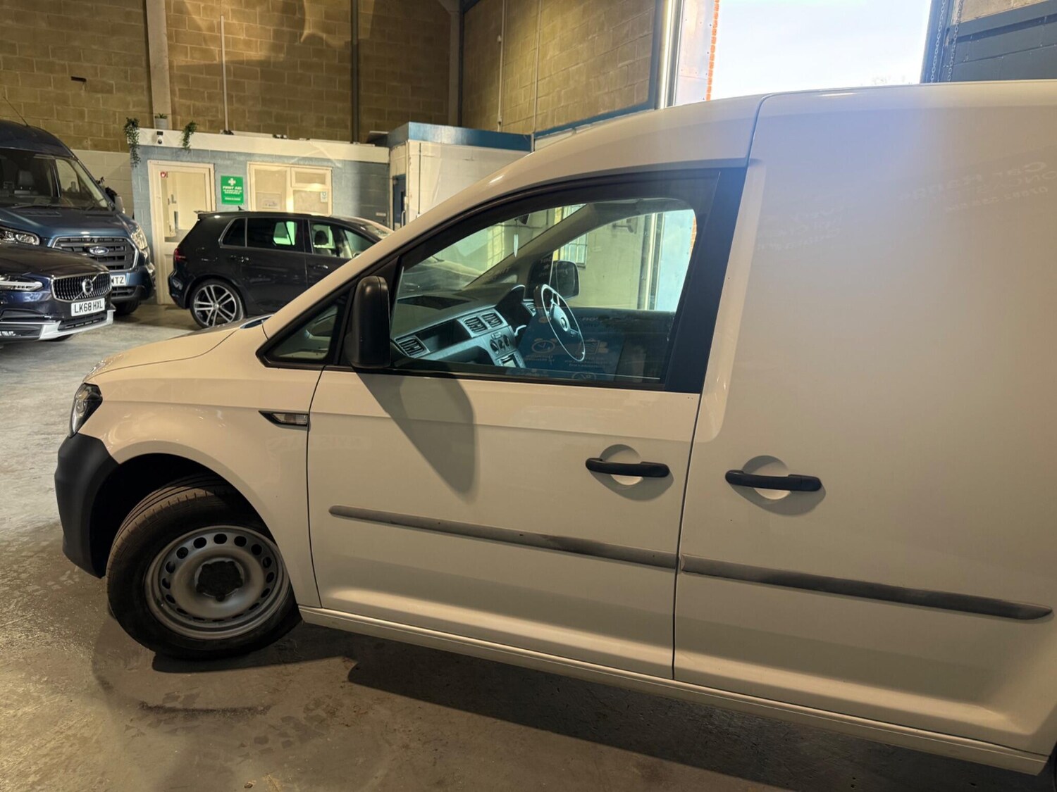 Used Volkswagen Caddy for sale - 77958583: Photo 6