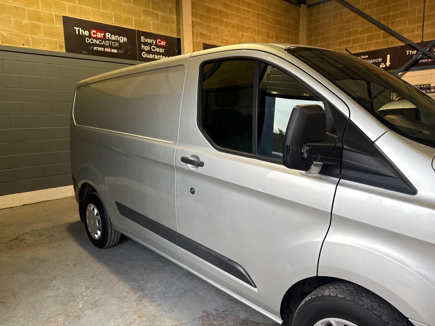 Used Ford Transit Custom for sale - 77957122: Photo 25