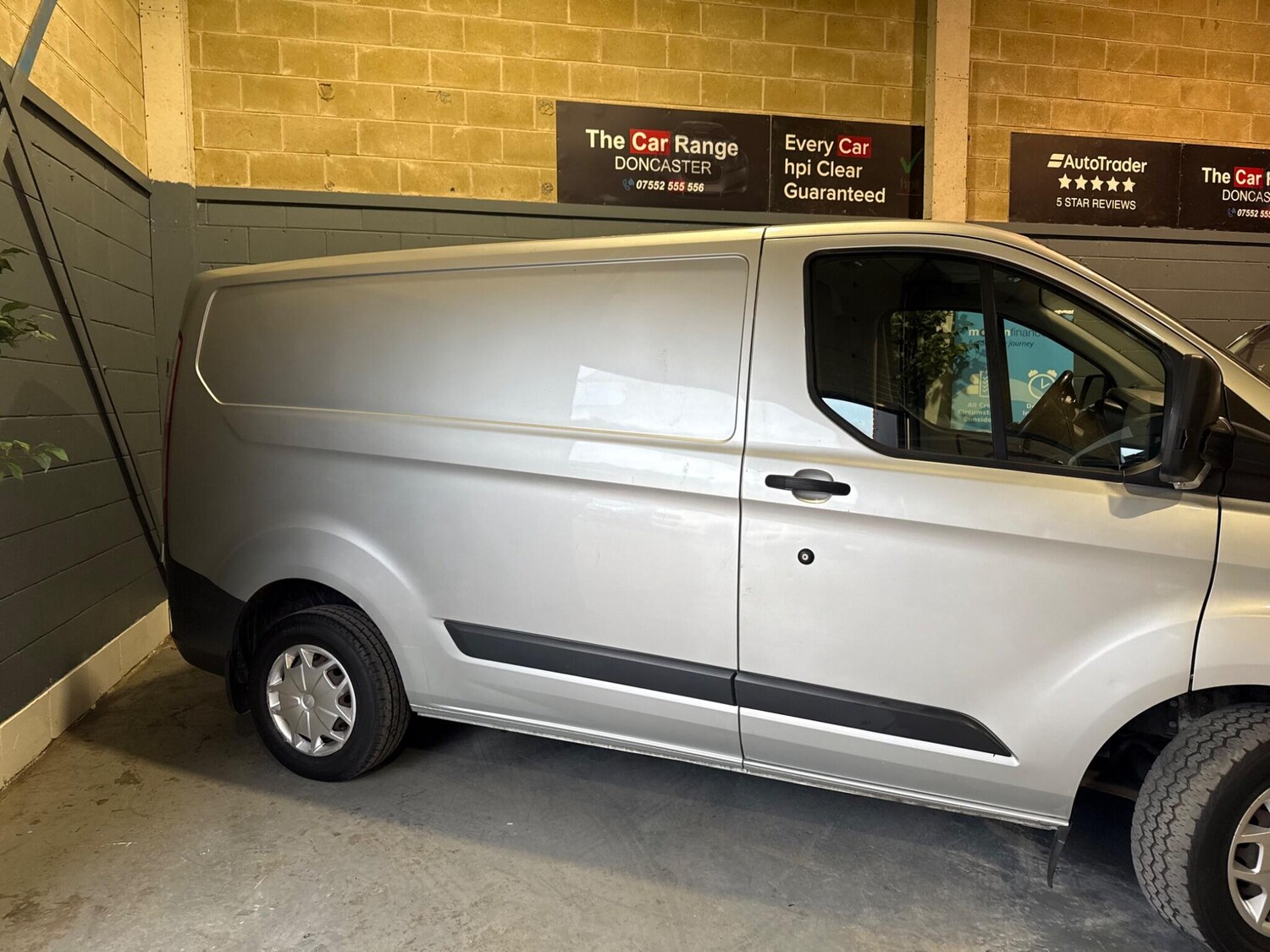 Used Ford Transit Custom for sale - 77957122: Photo 4