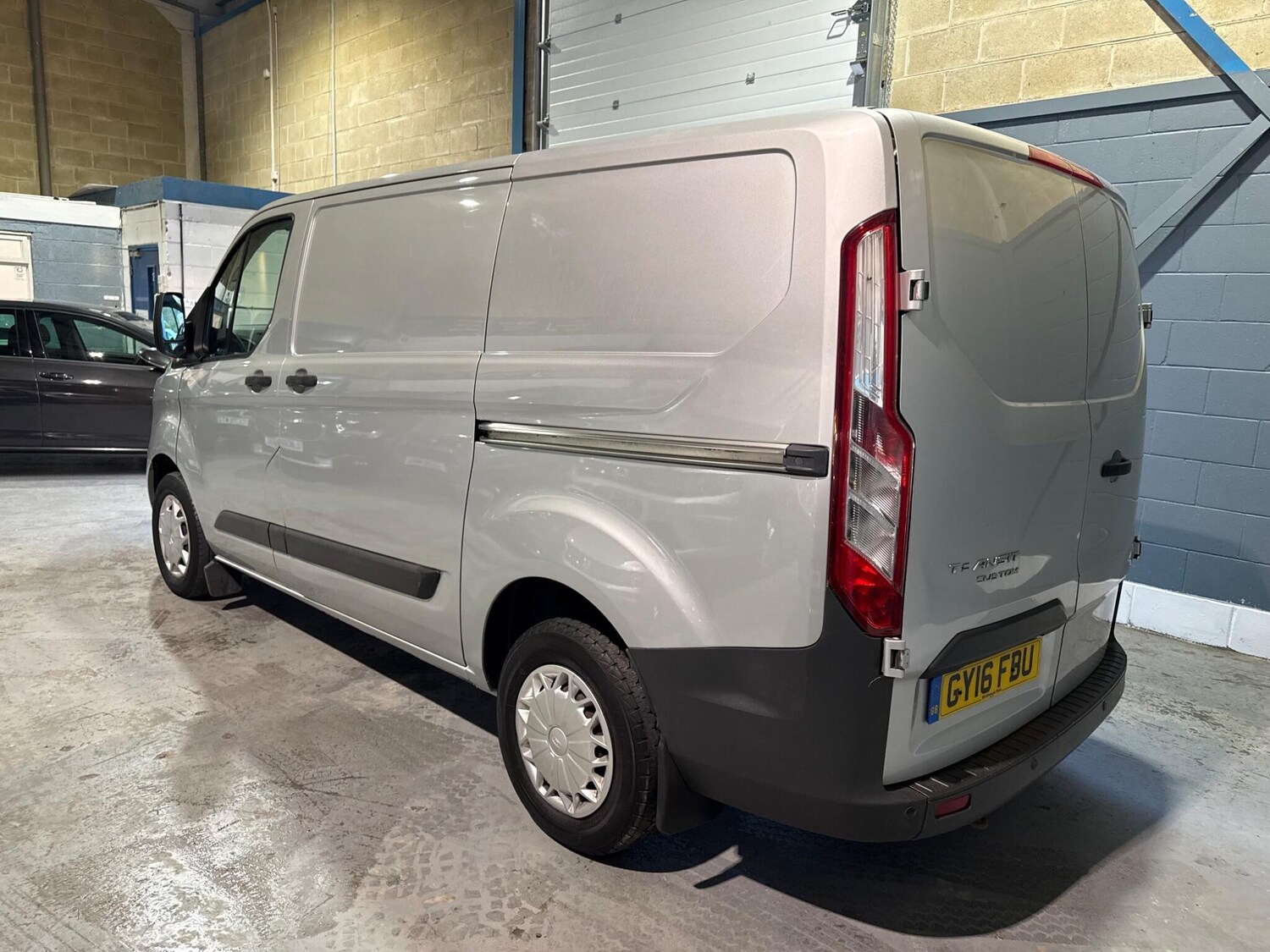 Used Ford Transit Custom for sale - 77957122: Photo 9