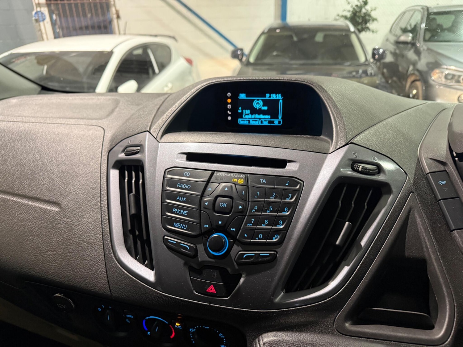 Used Ford Transit Custom 2015 for sale - 77376677: Photo 11