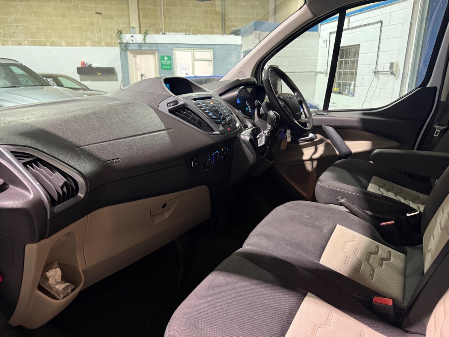 Used Ford Transit Custom 2015 for sale - 77376677: Photo 17