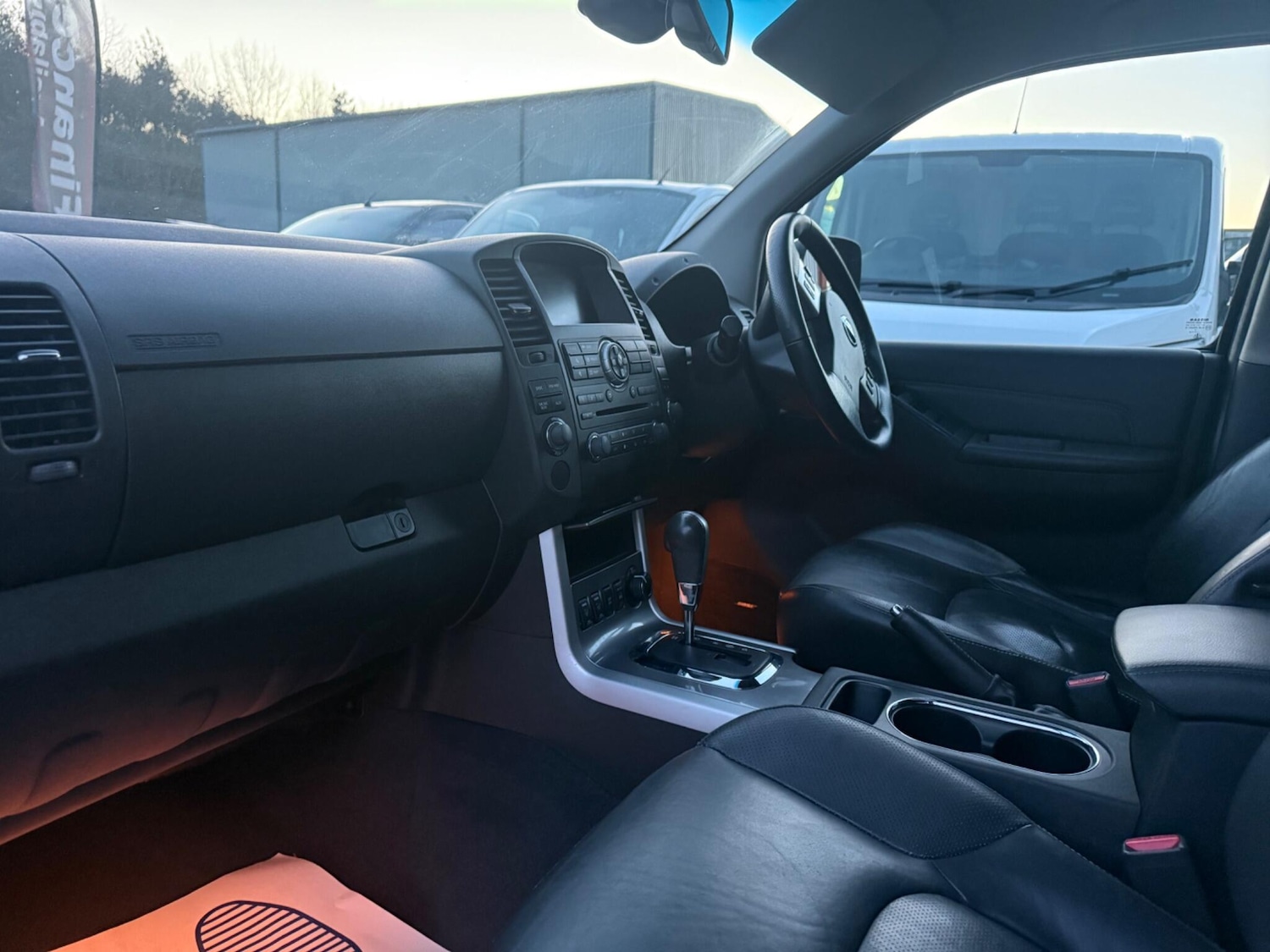 Used Nissan Navara 2012 for sale - 77131132: Photo 11