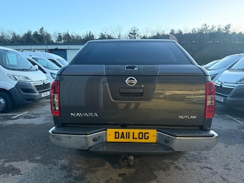 Used Nissan Navara 2012 for sale - 77131132: Photo