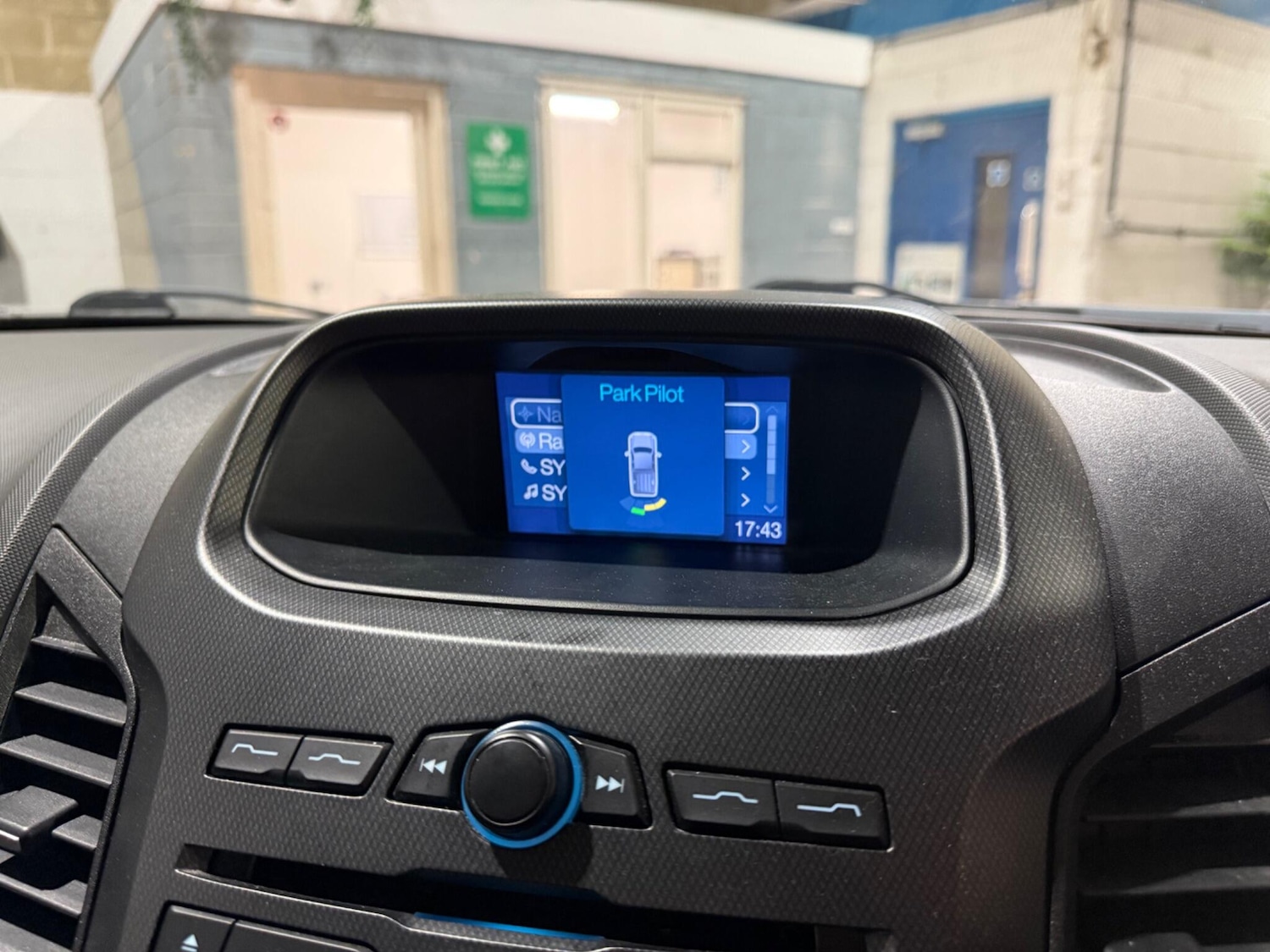 Used Ford Ranger 2016 for sale - 76850130: Photo 40