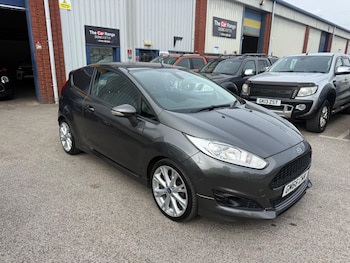 Used Ford Fiesta 2017 for sale - 79074899: Photo