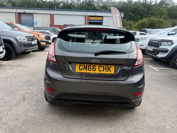 Used Ford Fiesta 2017 for sale - 79074899: Photo