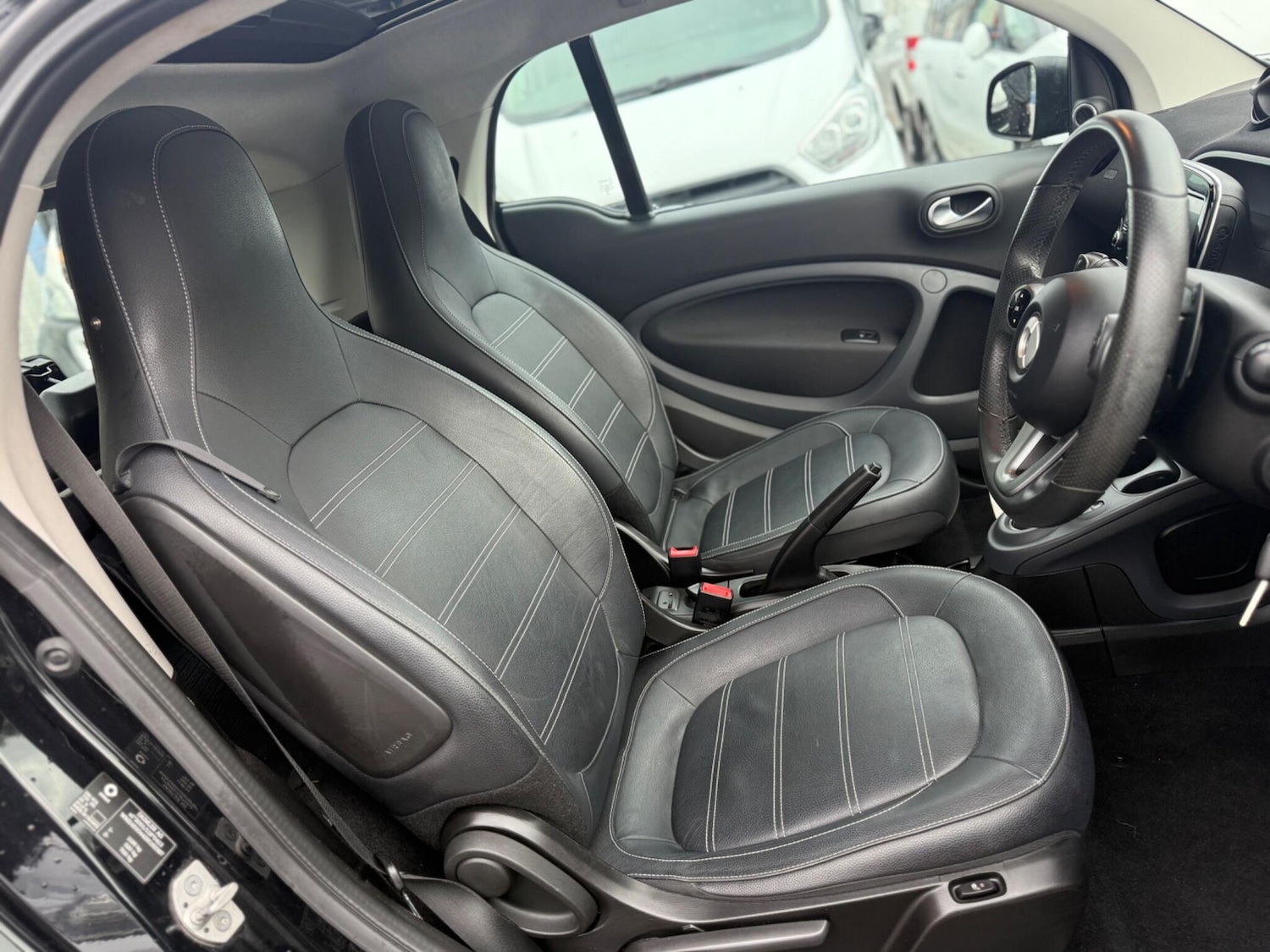 Used smart fortwo 2016 for sale - 76965564: Photo 12