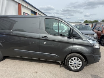Used Ford Transit Custom 2016 for sale - 79075815: Photo