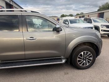 Used Nissan Navara 2016 for sale - 78934232: Photo