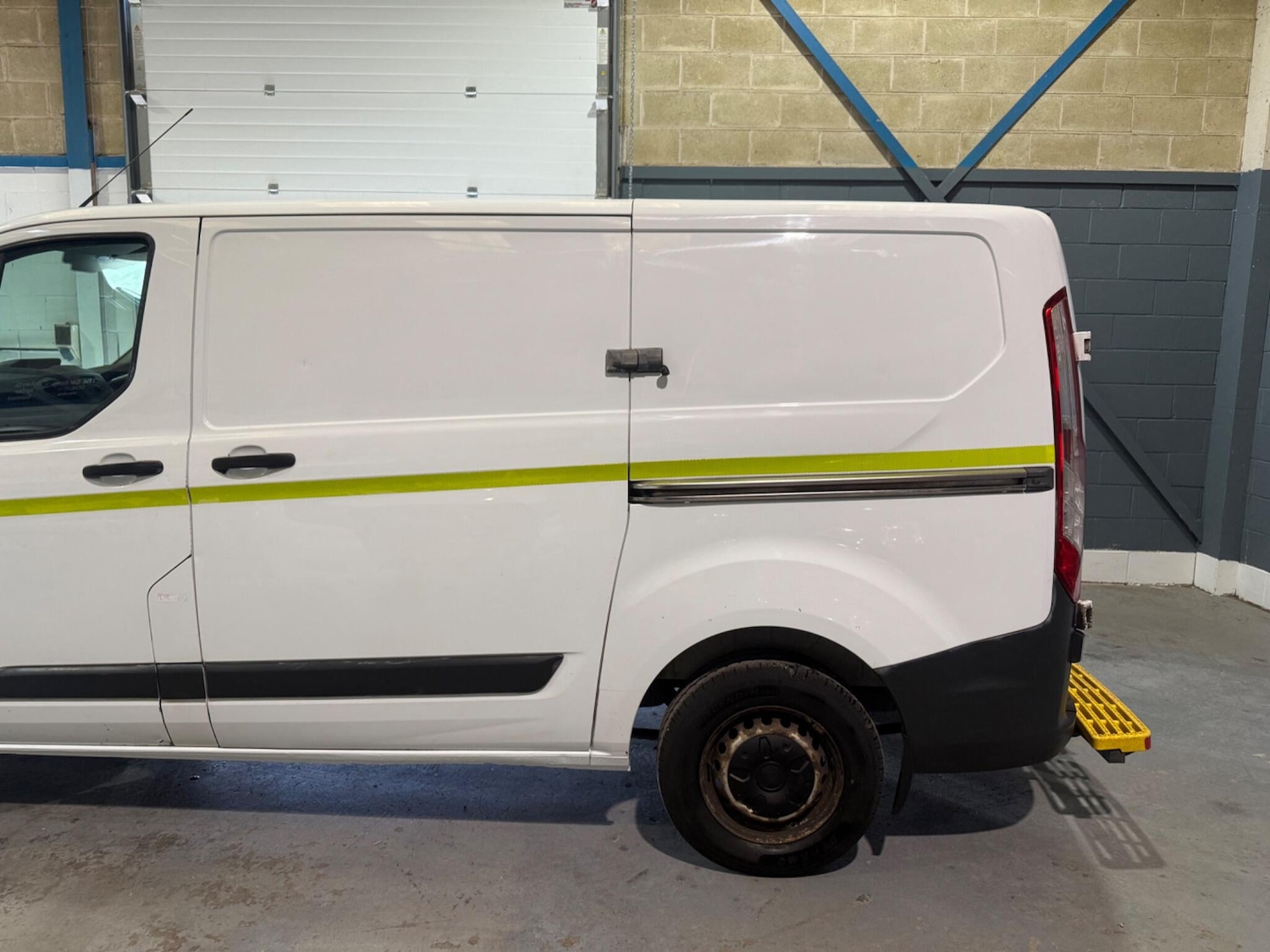 Used Ford Transit Custom for sale - 78214583: Photo 8