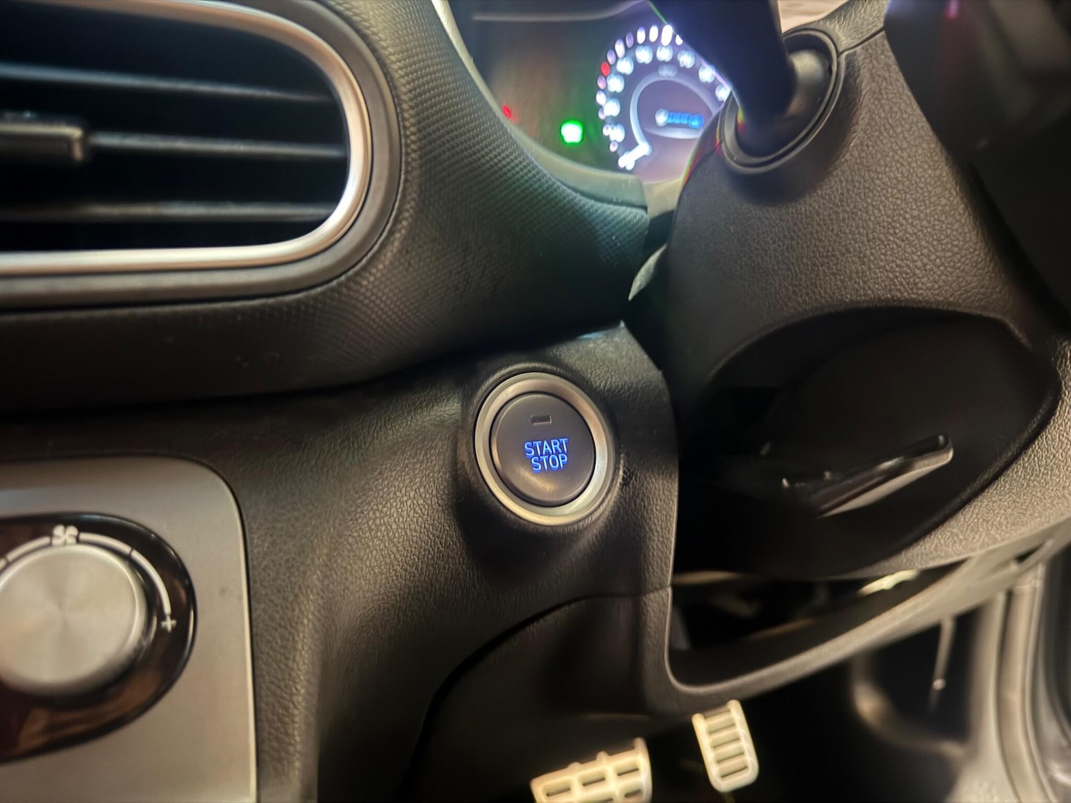 Used Hyundai KONA 2020 for sale - 77598492: Photo 28