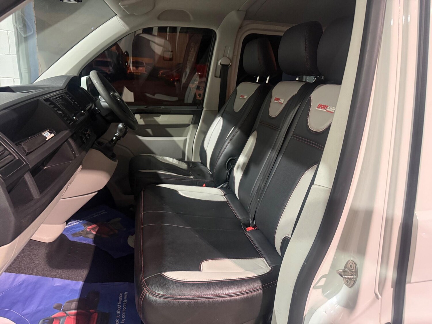 Used Volkswagen Transporter for sale - 78115138: Photo 17