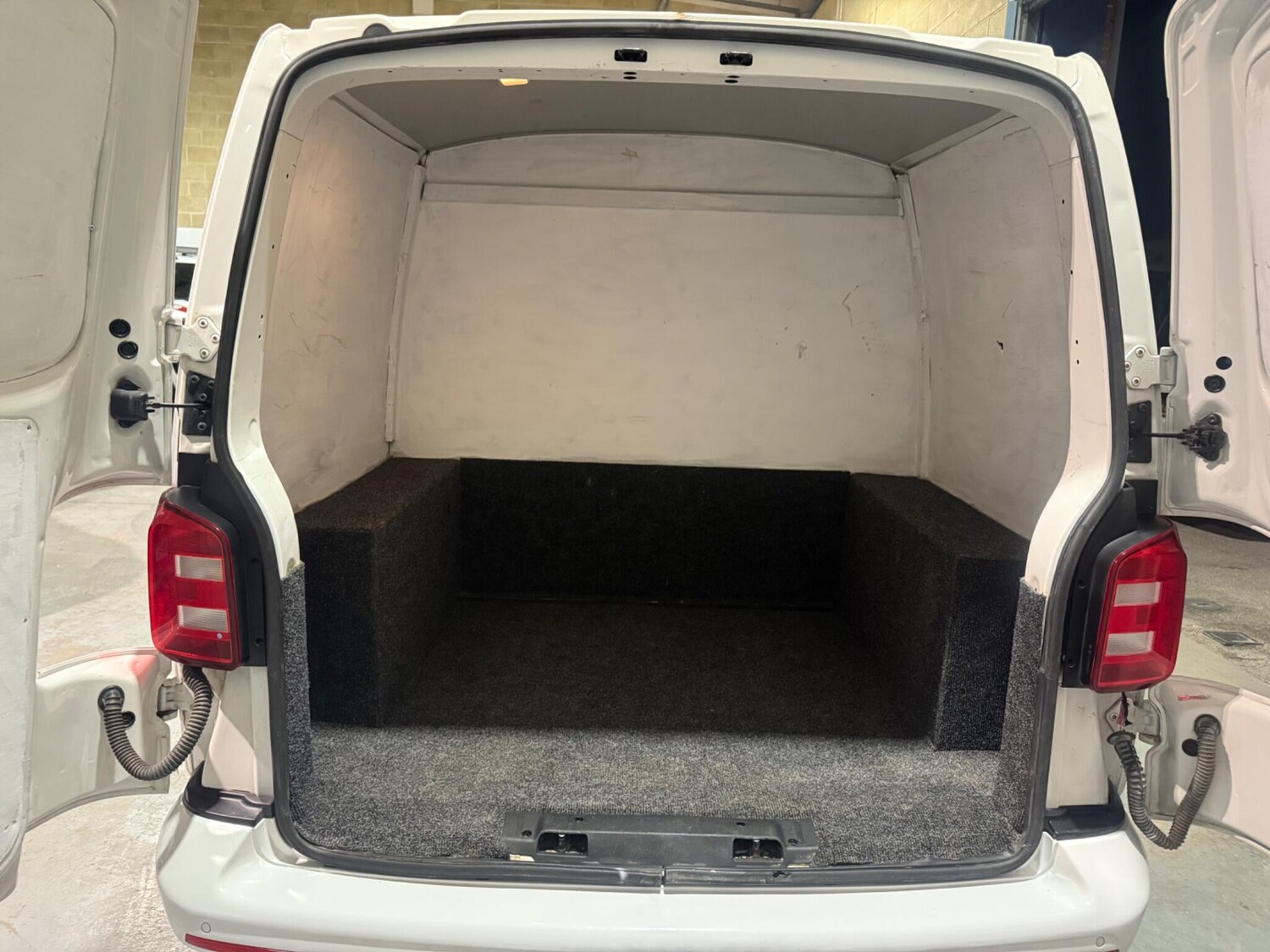 Used Volkswagen Transporter for sale - 78115138: Photo 19