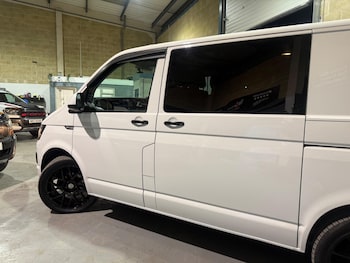 Used Volkswagen Transporter 2015 for sale - 78115138: Photo