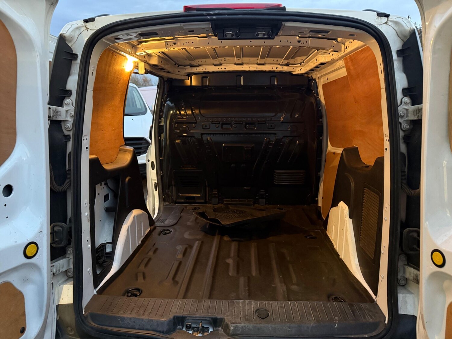 Used Ford Transit Connect 2016 for sale - 76484716: Photo 13