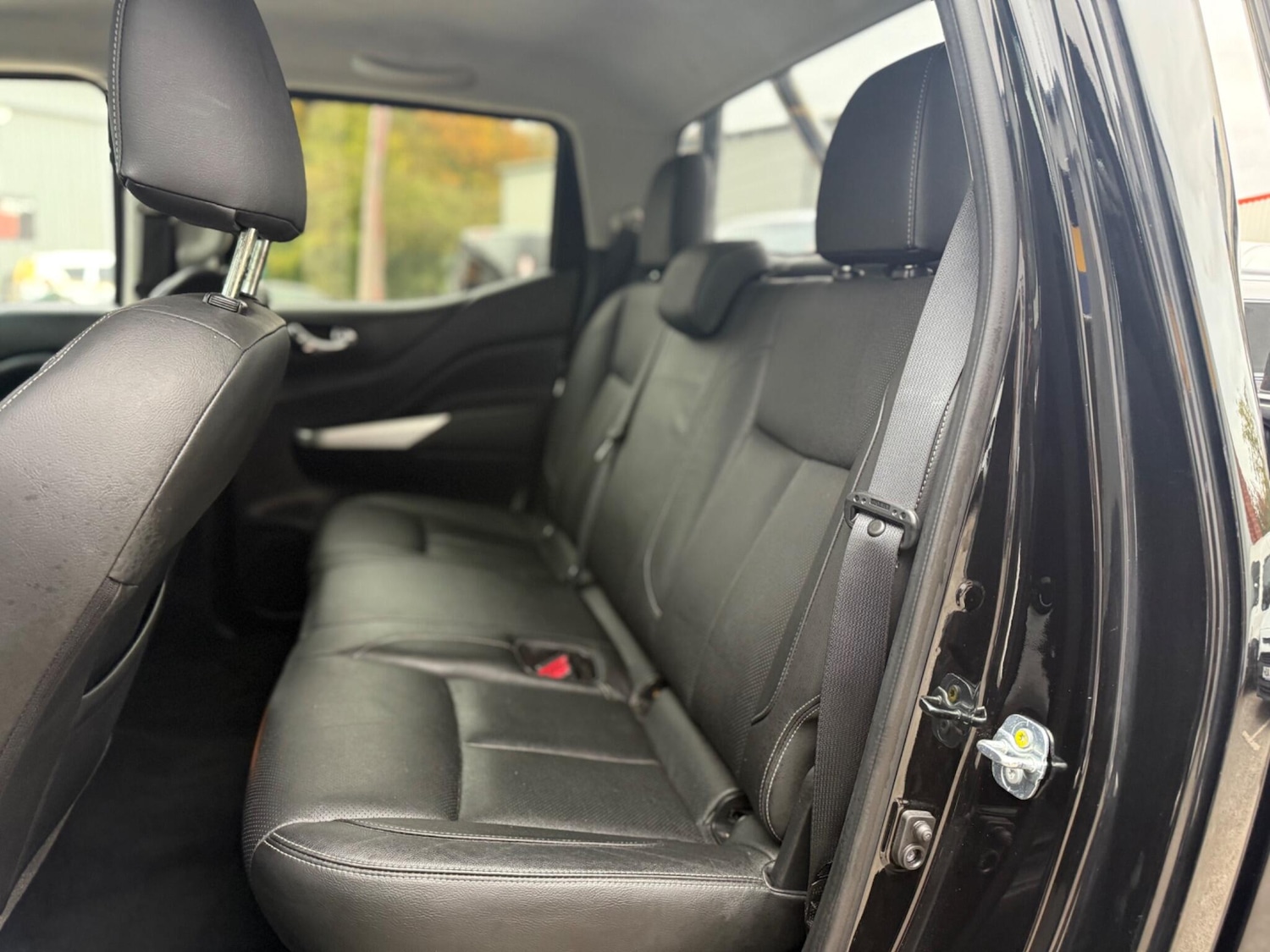 Used Nissan Navara 2017 for sale - 76282824: Photo 12