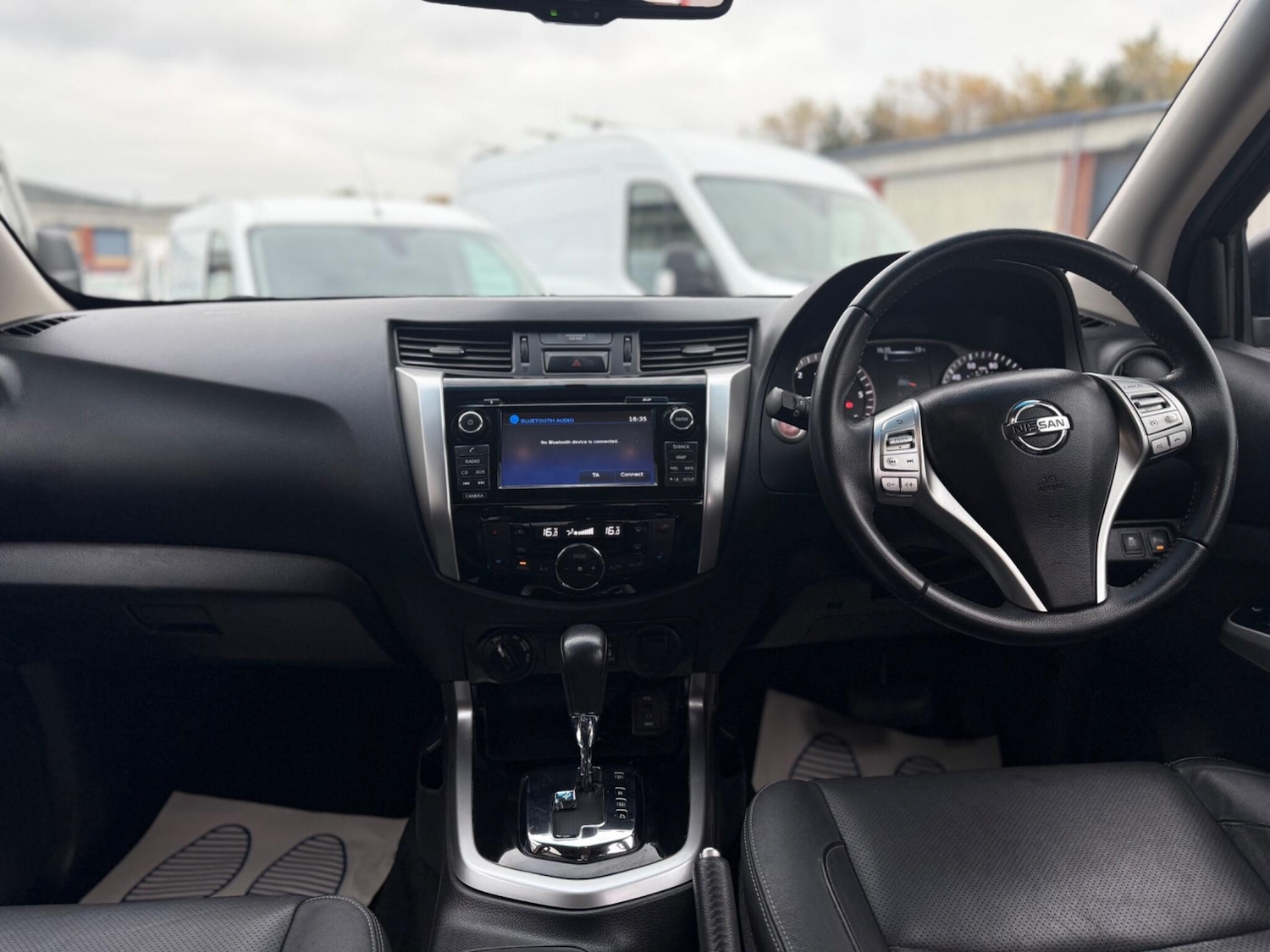 Used Nissan Navara 2017 for sale - 76282824: Photo 15