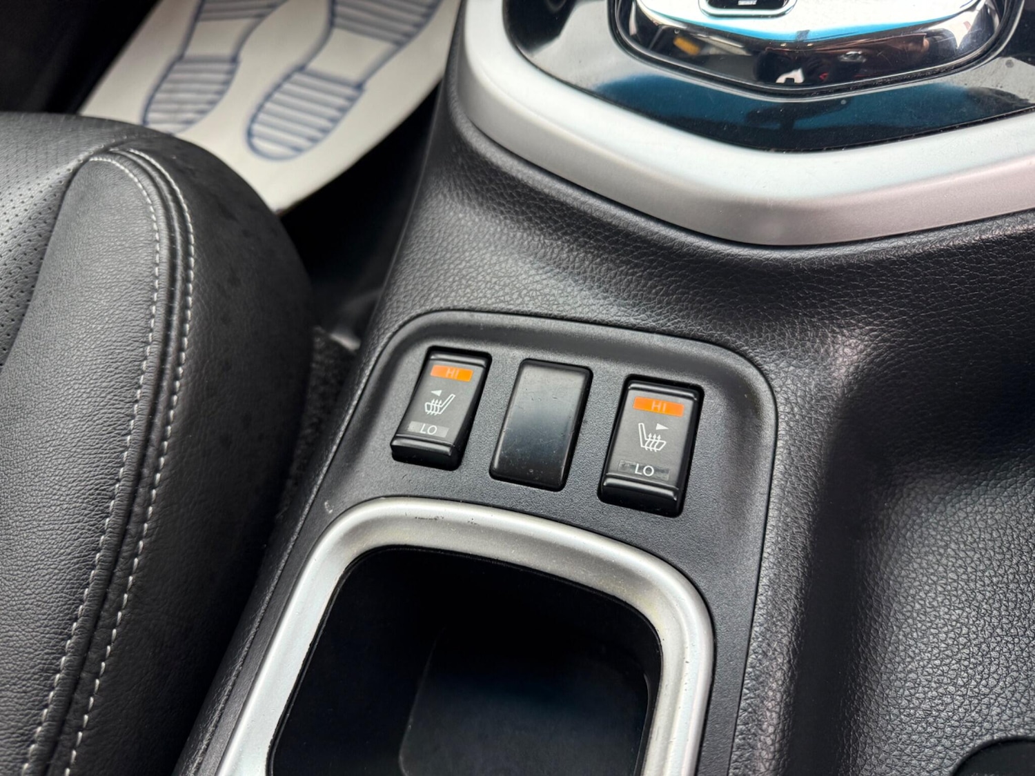 Used Nissan Navara 2017 for sale - 76282824: Photo 19