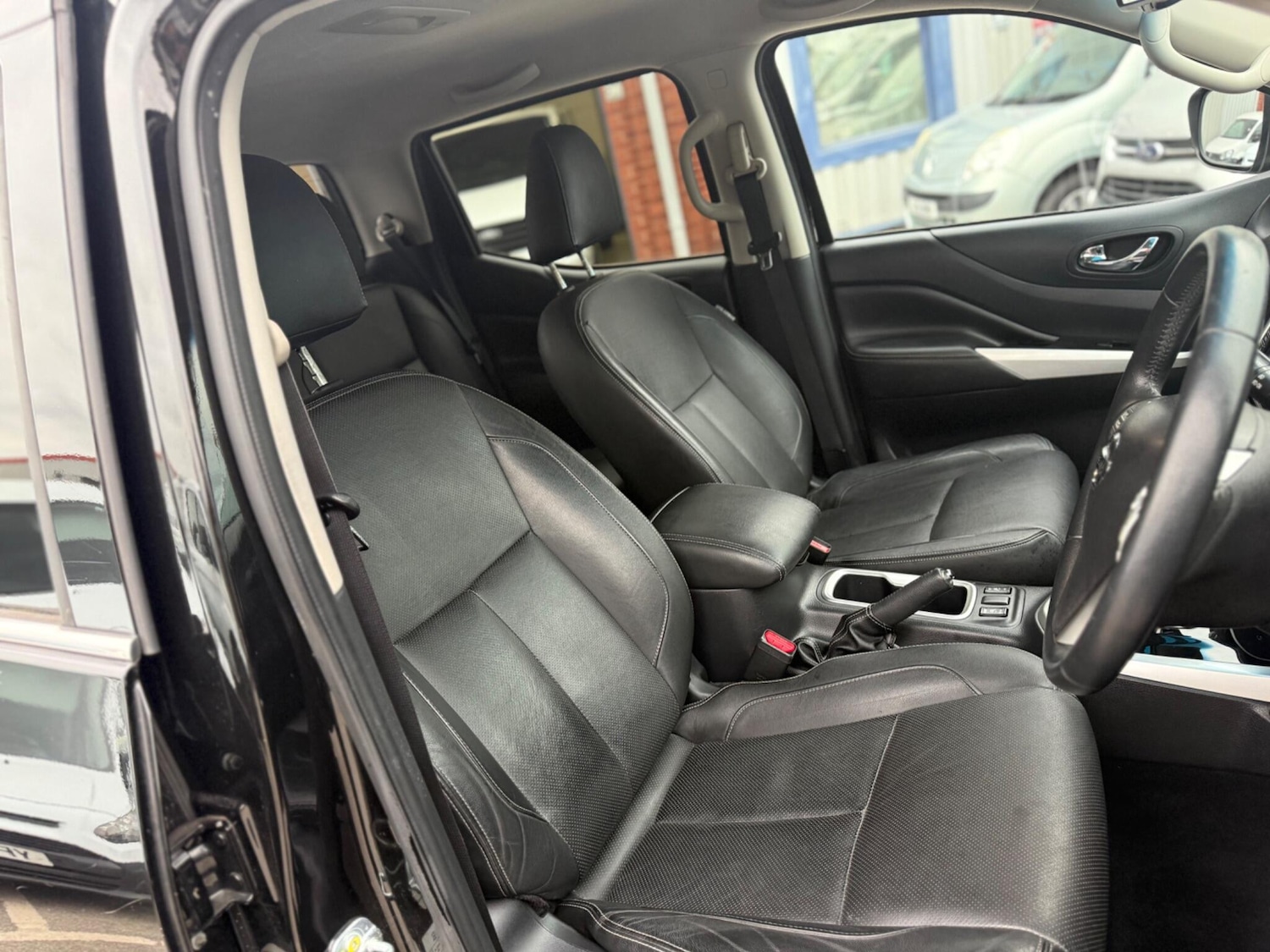 Used Nissan Navara 2017 for sale - 76282824: Photo 22