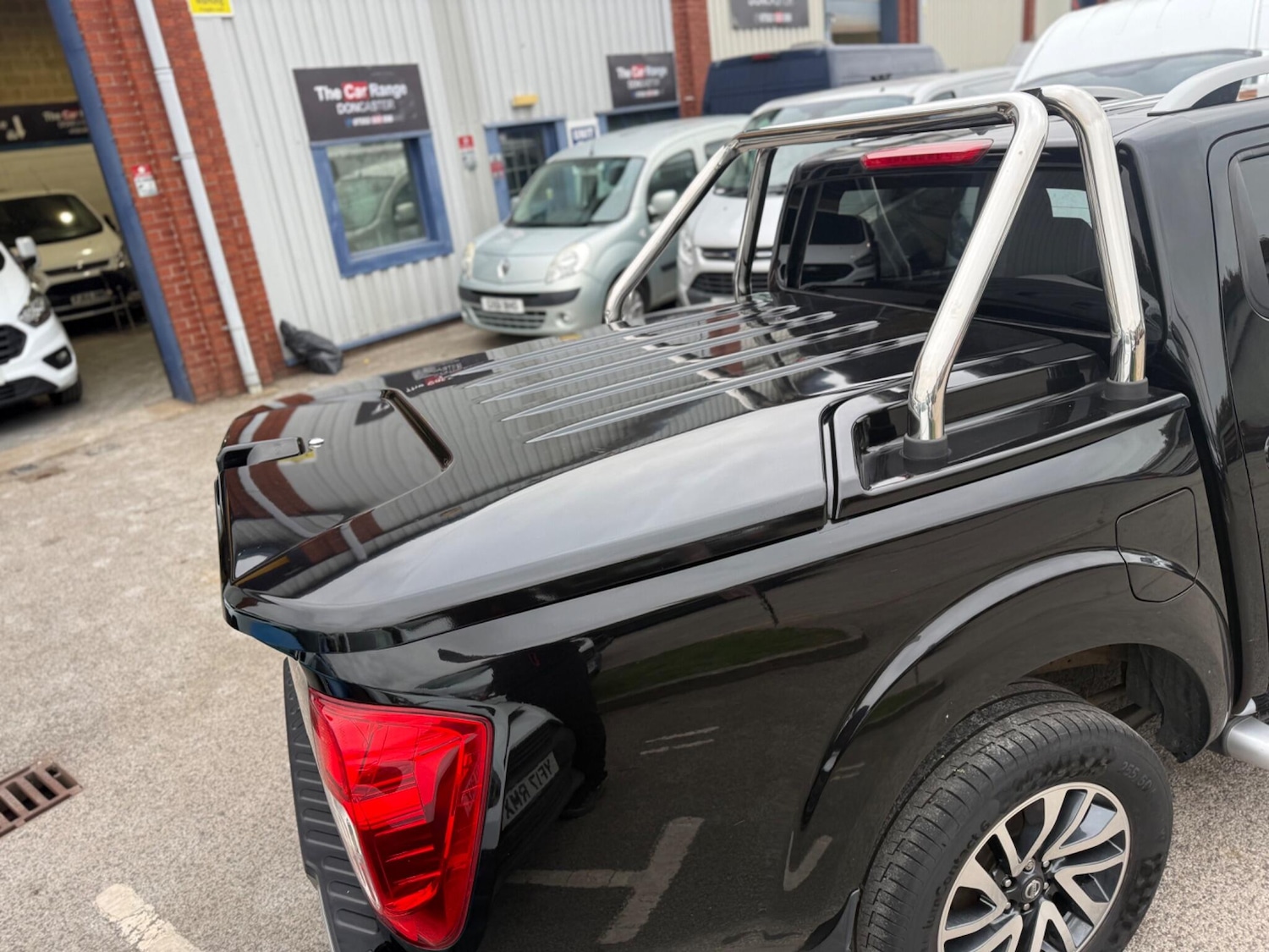 Used Nissan Navara 2017 for sale - 76282824: Photo 26