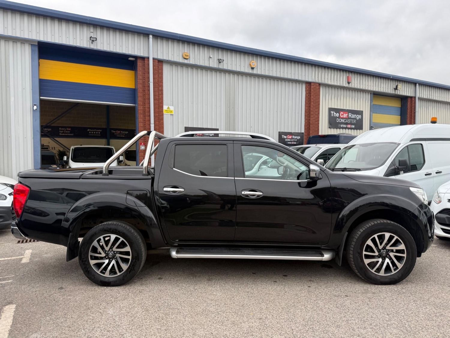 Used Nissan Navara 2017 for sale - 76282824: Photo 6