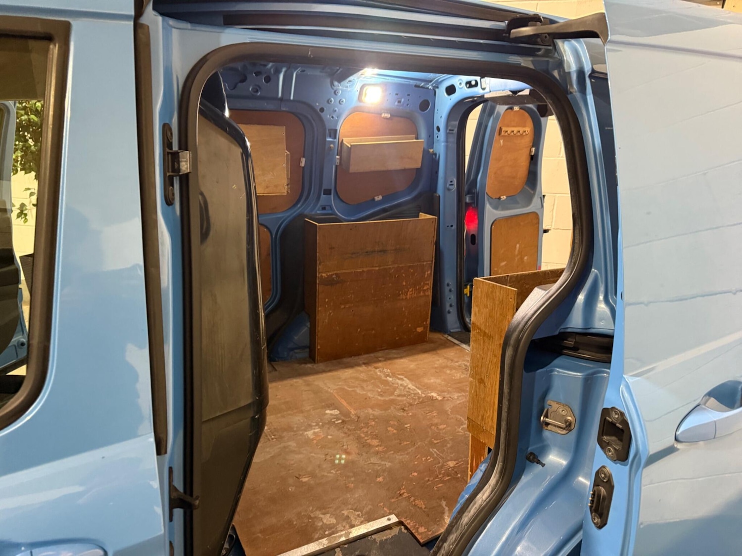 Used Ford Transit Courier 2014 for sale - 76166829: Photo 13