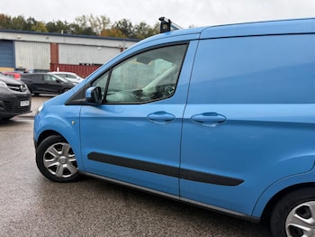 Used Ford Transit Courier 2014 for sale - 76166829: Photo 4