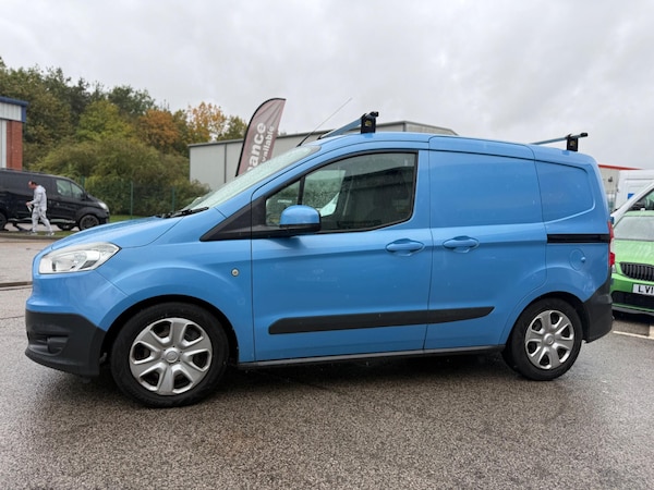 Used Ford Transit Courier 2014 for sale - 76166829: Photo 9