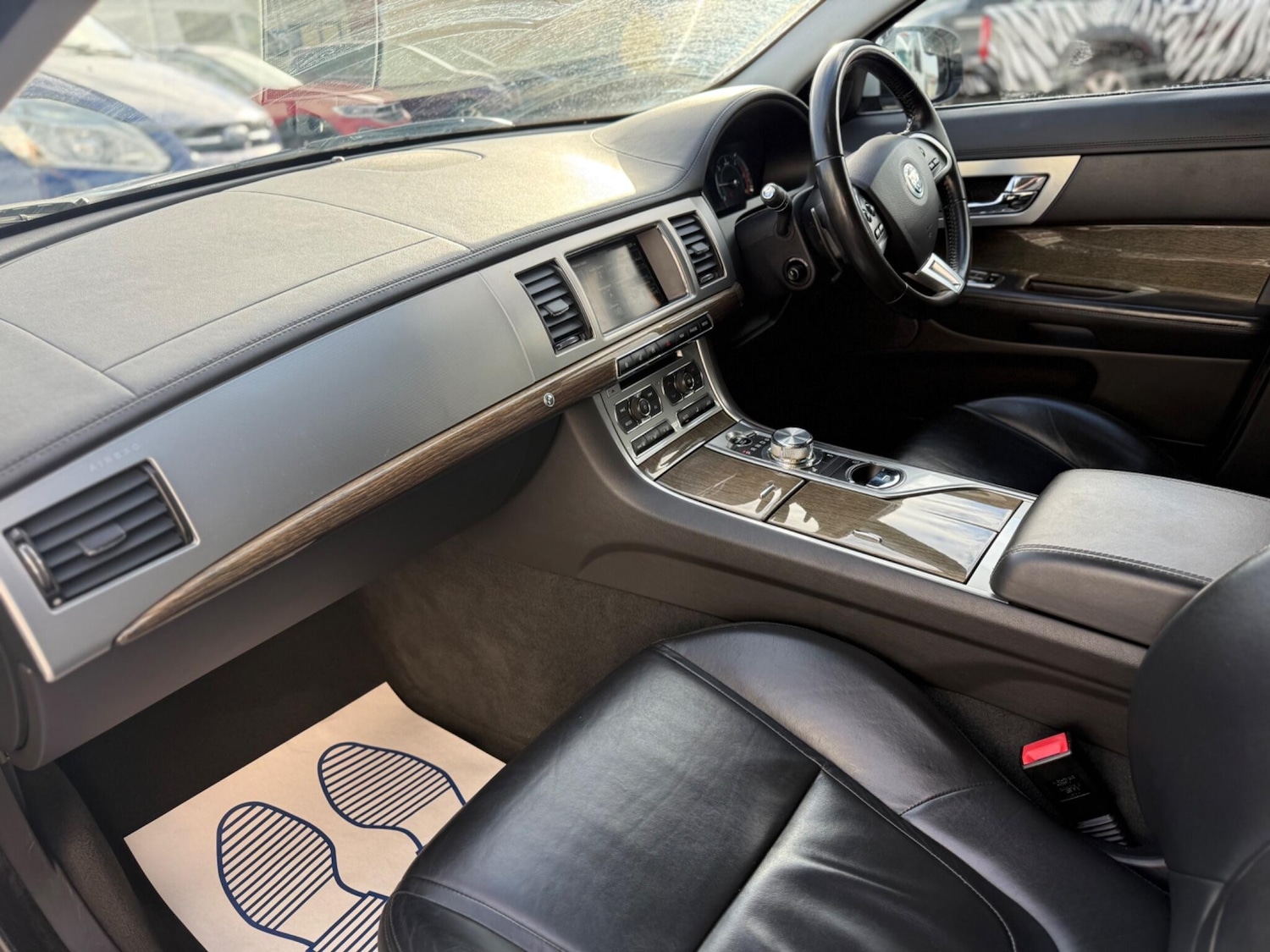 Used Jaguar XF 2013 for sale - 76689227: Photo 11