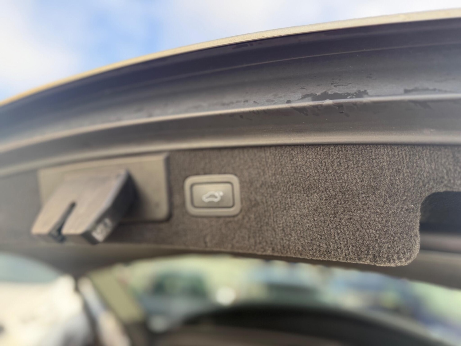 Used Jaguar XF 2013 for sale - 76689227: Photo 16